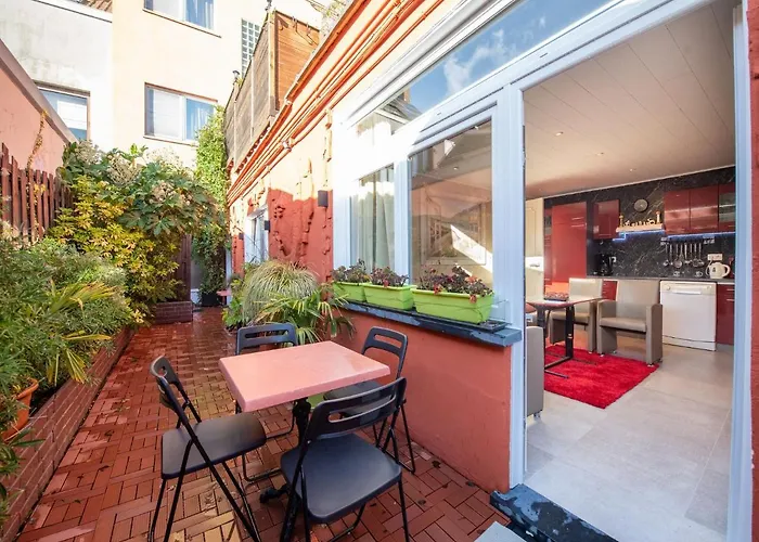 Ground Floor Apartment In Ostend Near The Sea
